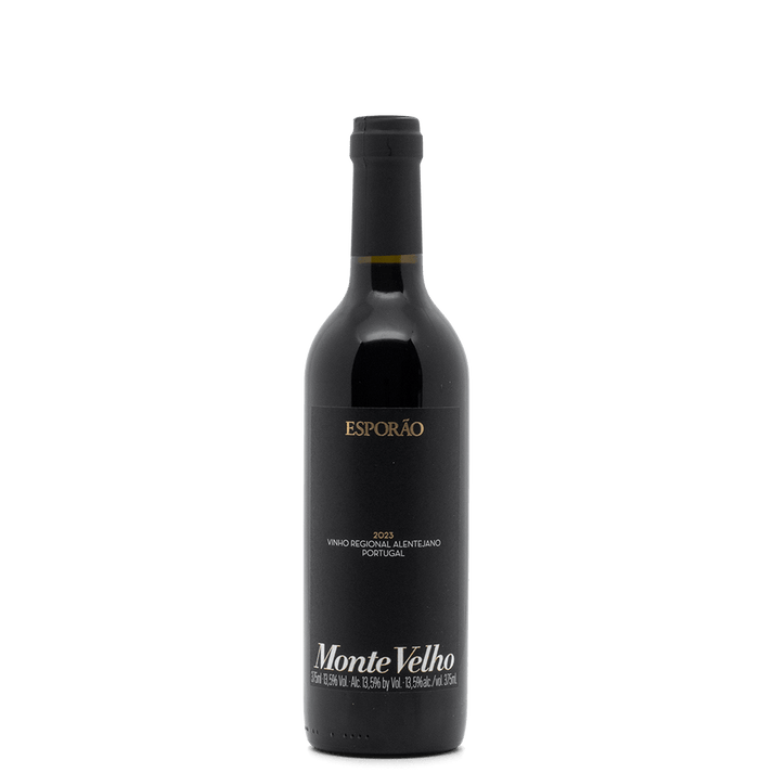 Monte Velho wine bottle with a ruby color, featuring aromas of red and wild berries, perfect for wine lovers.