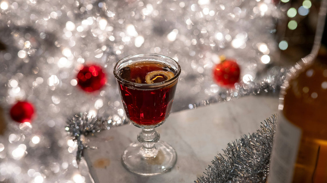5 Wine Christmas Cocktails to Get Into the Holiday Spirit