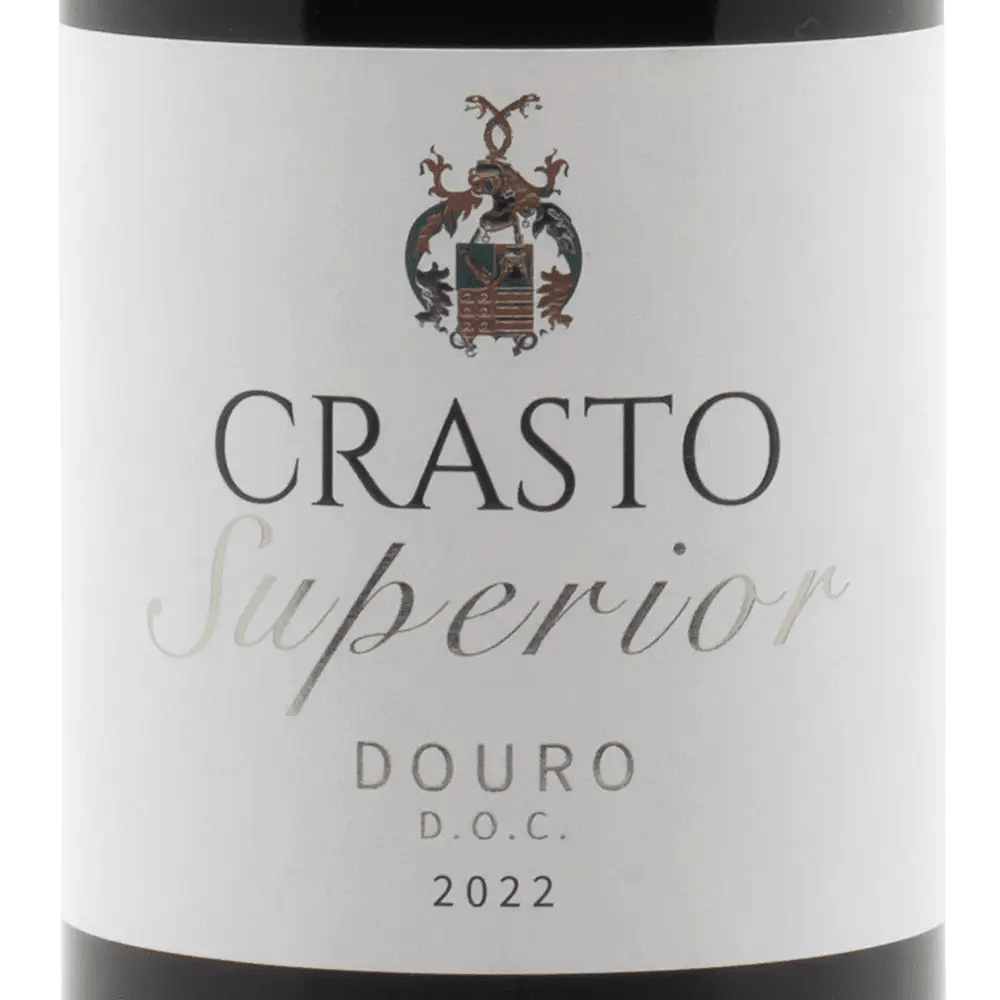 Wine bottle label with 'Crasto Superior Douro D.O.C.' text and year 2022.