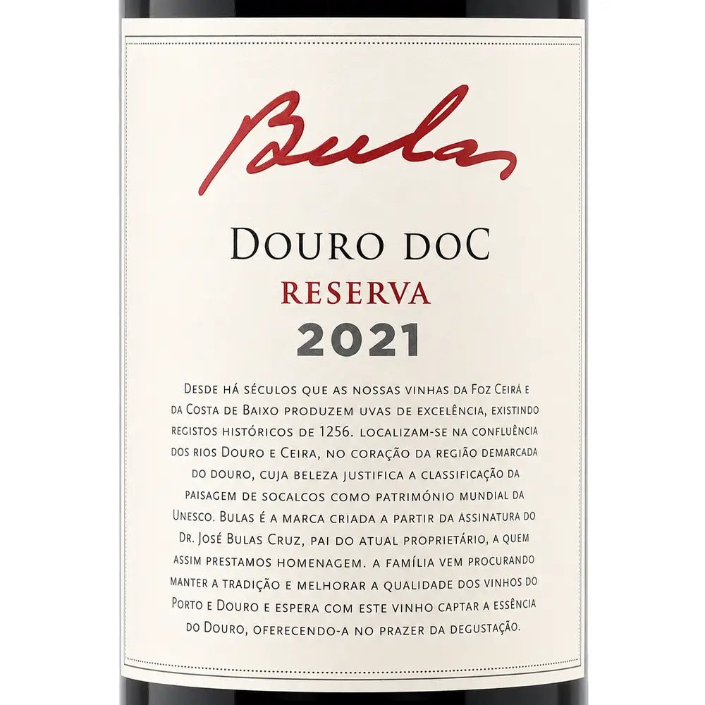 A close-up of a wine bottle label reading 'Bulas' and 'Douro Doc Reserva 2021' with Portuguese text on a white background.