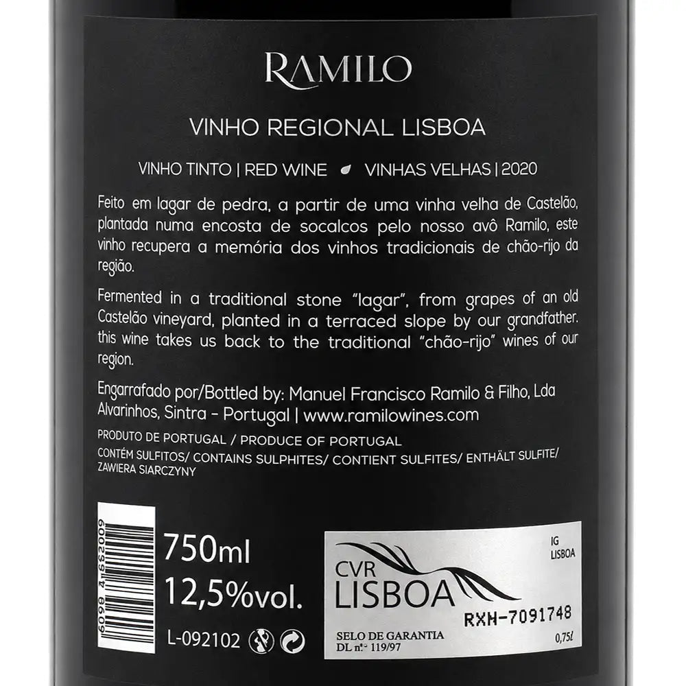 Close-up of a black wine bottle label for Ramilo Vinho Regional Lisboa red wine, showing Portuguese and English text, volume 750ml, 12.5% vol.