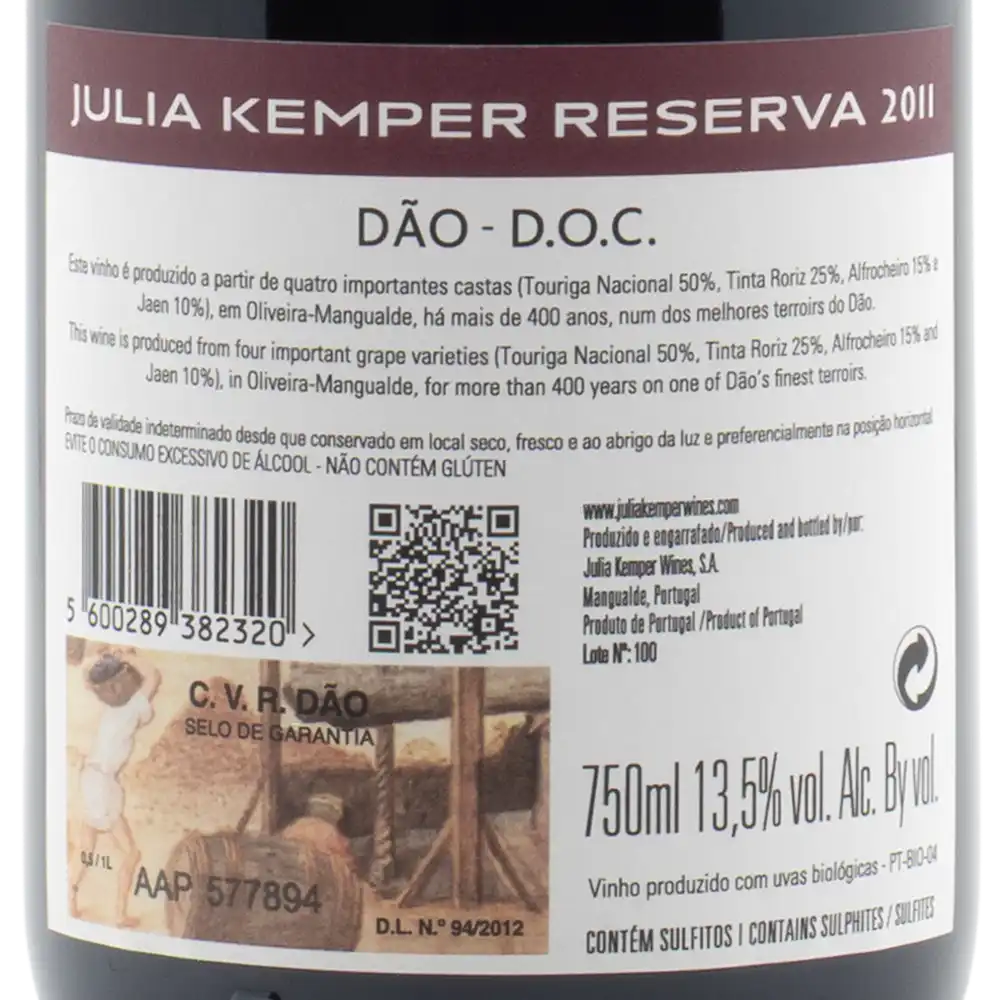 Back label of Julia Kemper Reserva 2011 wine bottle with text and QR code.