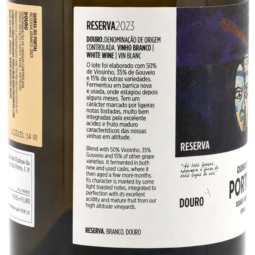 Close-up of a wine bottle label for Reserva 2023 Douro Denominação de Origem Controlada Vinho Branco, showing Portuguese text, a gold tax stamp, and part of the dark bottle.