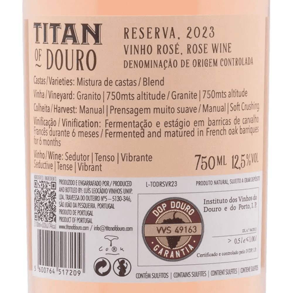 Rose wine label for Titan of Douro Reserva 2023 with detailed text and certification logos.