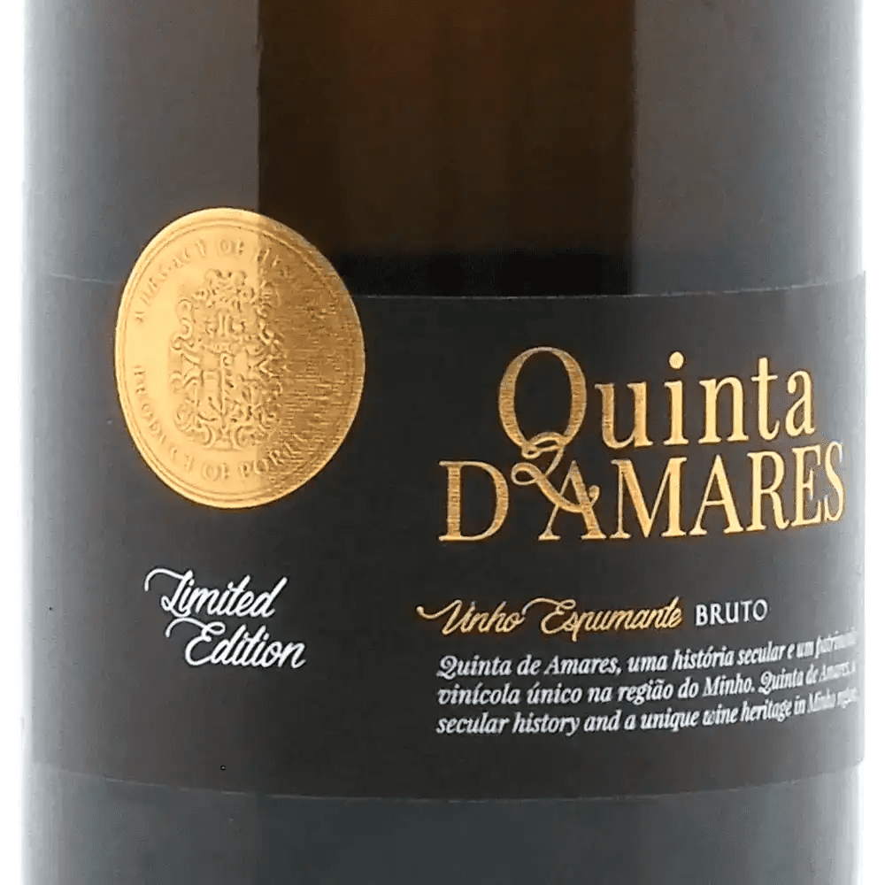 Quinta D'Amares wine bottle with gold label and text