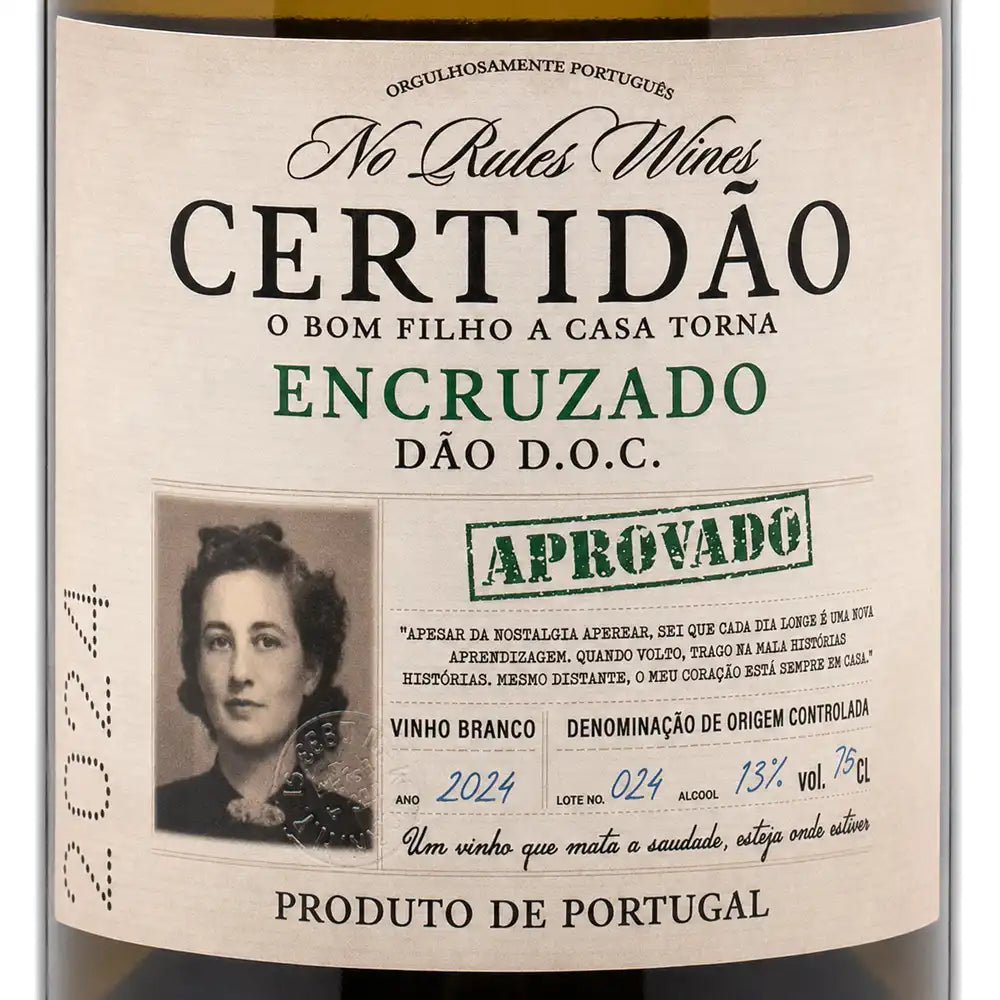 Close-up of a wine label for No Rules Wines Certidão Encruzado D·O.O.
